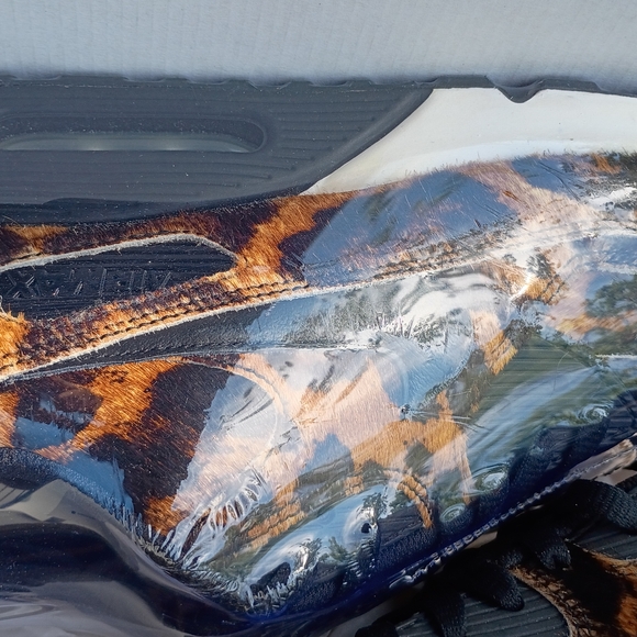 Nike Leopard Print Athletic Shoes... FUR... NEW main image 14